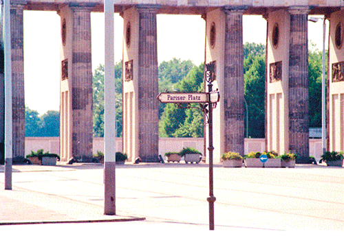 Porte-de-Brandenburg-(2)
